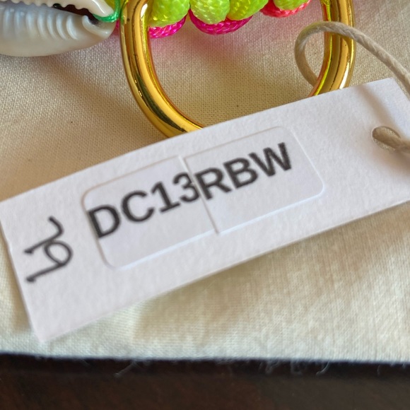 Adriana Pappas Rainbow Shells Dog Collar Small 11.5” - Picture 9 of 9